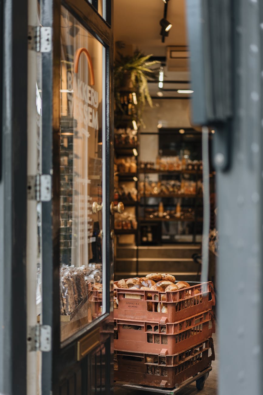 A cozy Amsterdam cafe serving fresh pastries and Dutch apple pie (appeltaart)