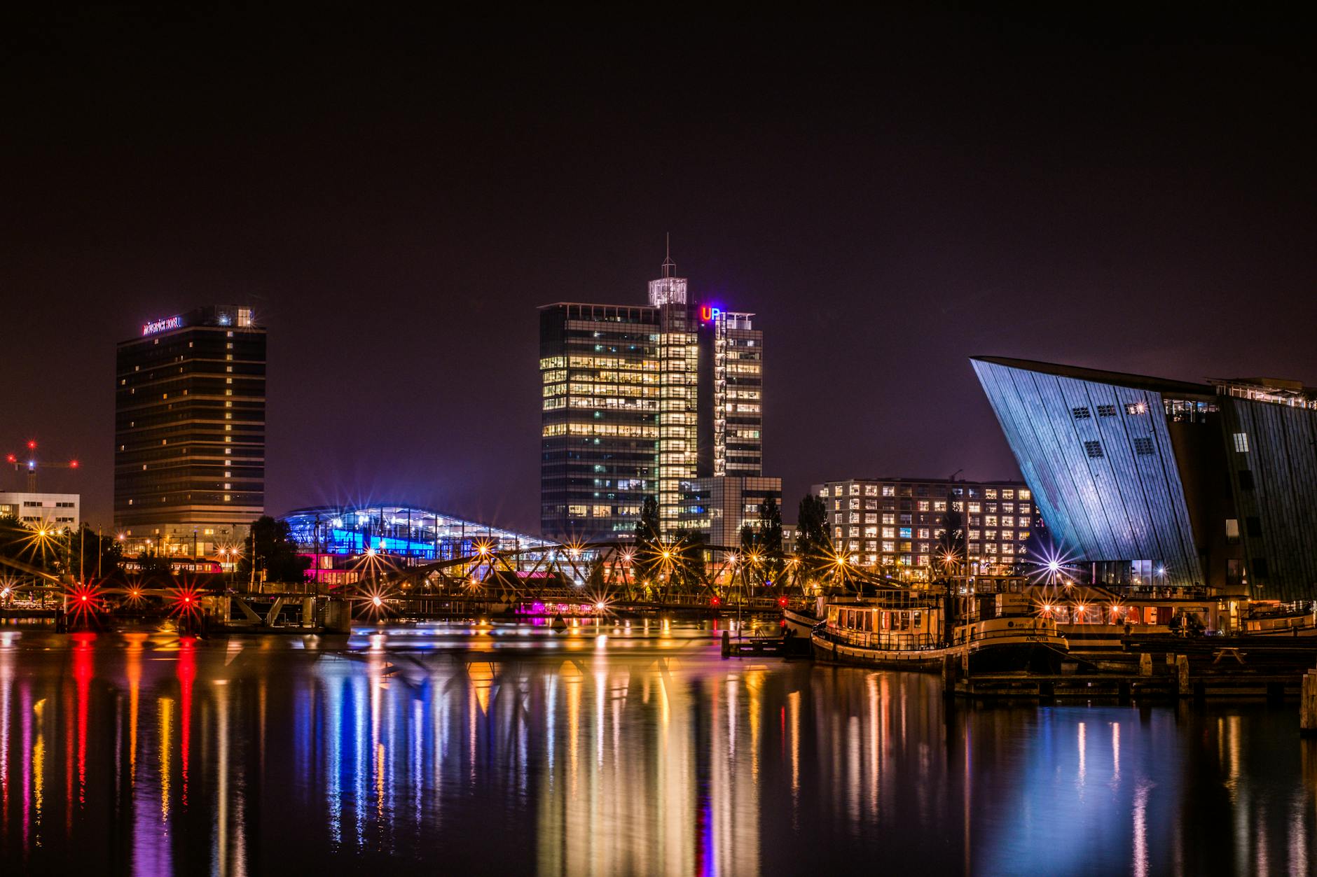 A’DAM Lookout & Over The Edge Swing: Views, Tickets & Tips