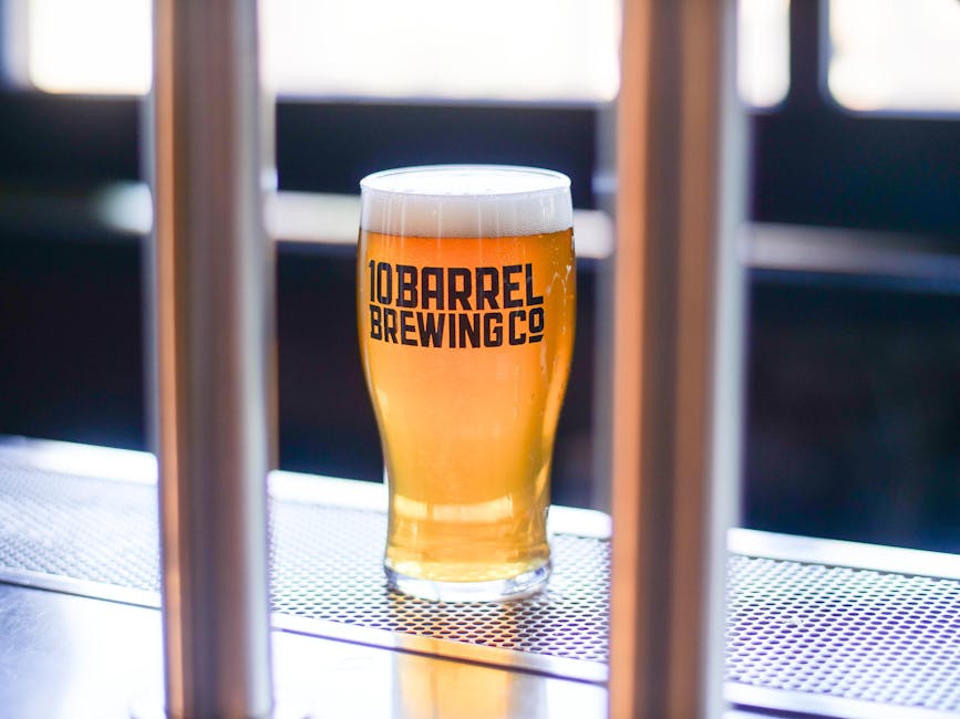 Amsterdam craft beer glass taproom hand