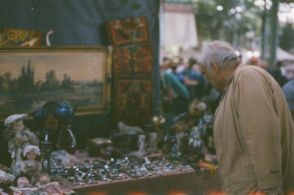 Amsterdam Spiegelgracht antique dealer canal