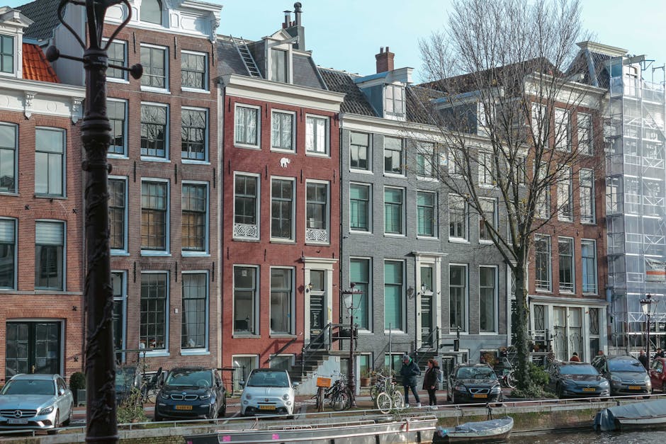 Amsterdam Nine Streets canal boutique shopping