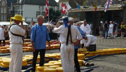 Alkmaar Cheese Market: Dates, Times & How to See It