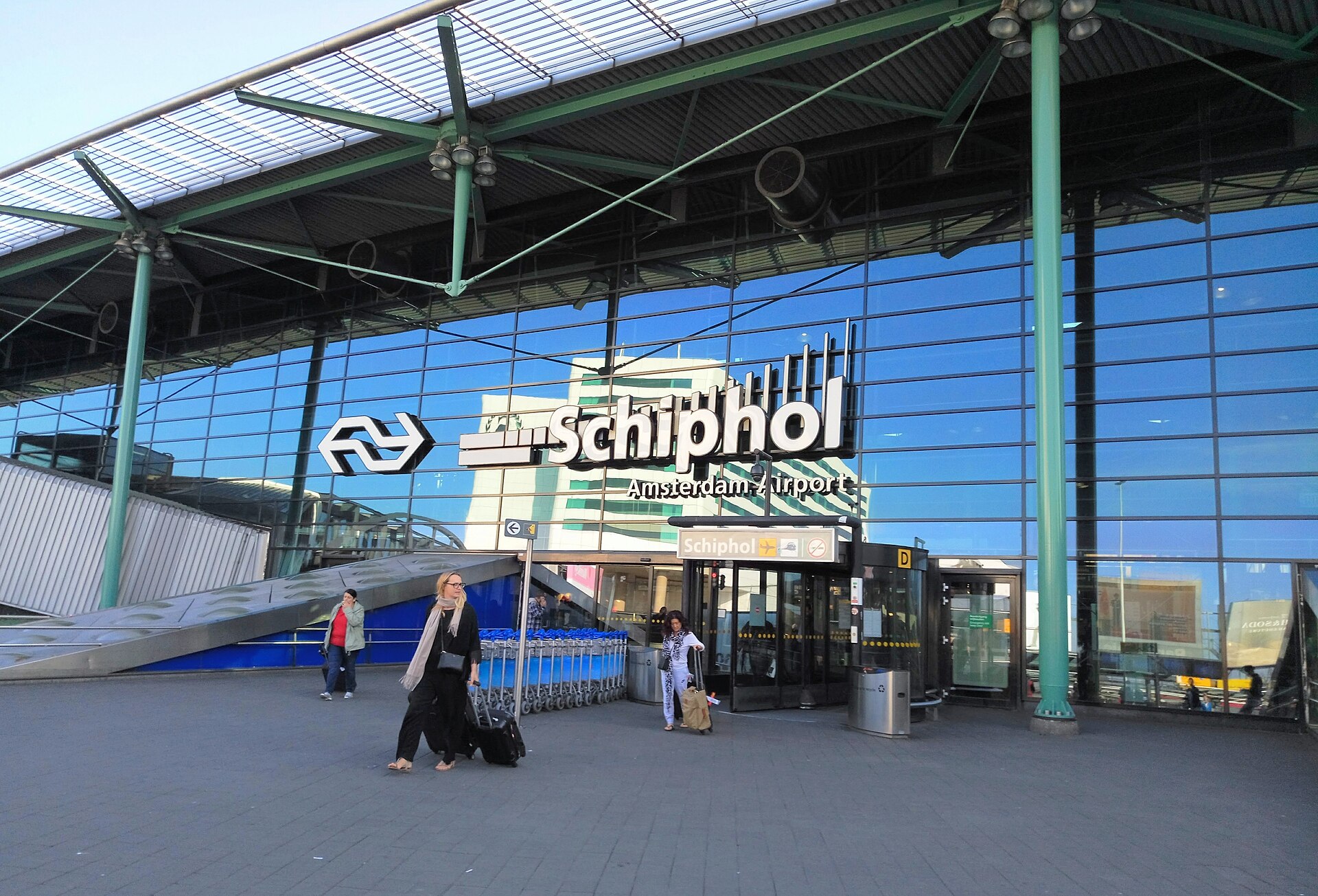 The main entrance to Amsterdam Airport Schiphol