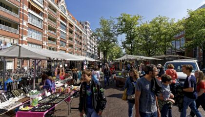 Amsterdam Flea Markets & Antique Shops: Best Vintage Finds (2026)
