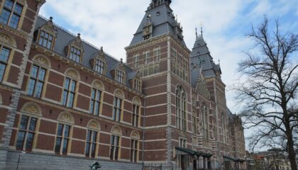Amsterdam Pre-Booking Timeline: What to Reserve & When (2026)